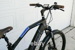 Magnum Voyager Vélo Électrique. Commuter Urbain E-bike